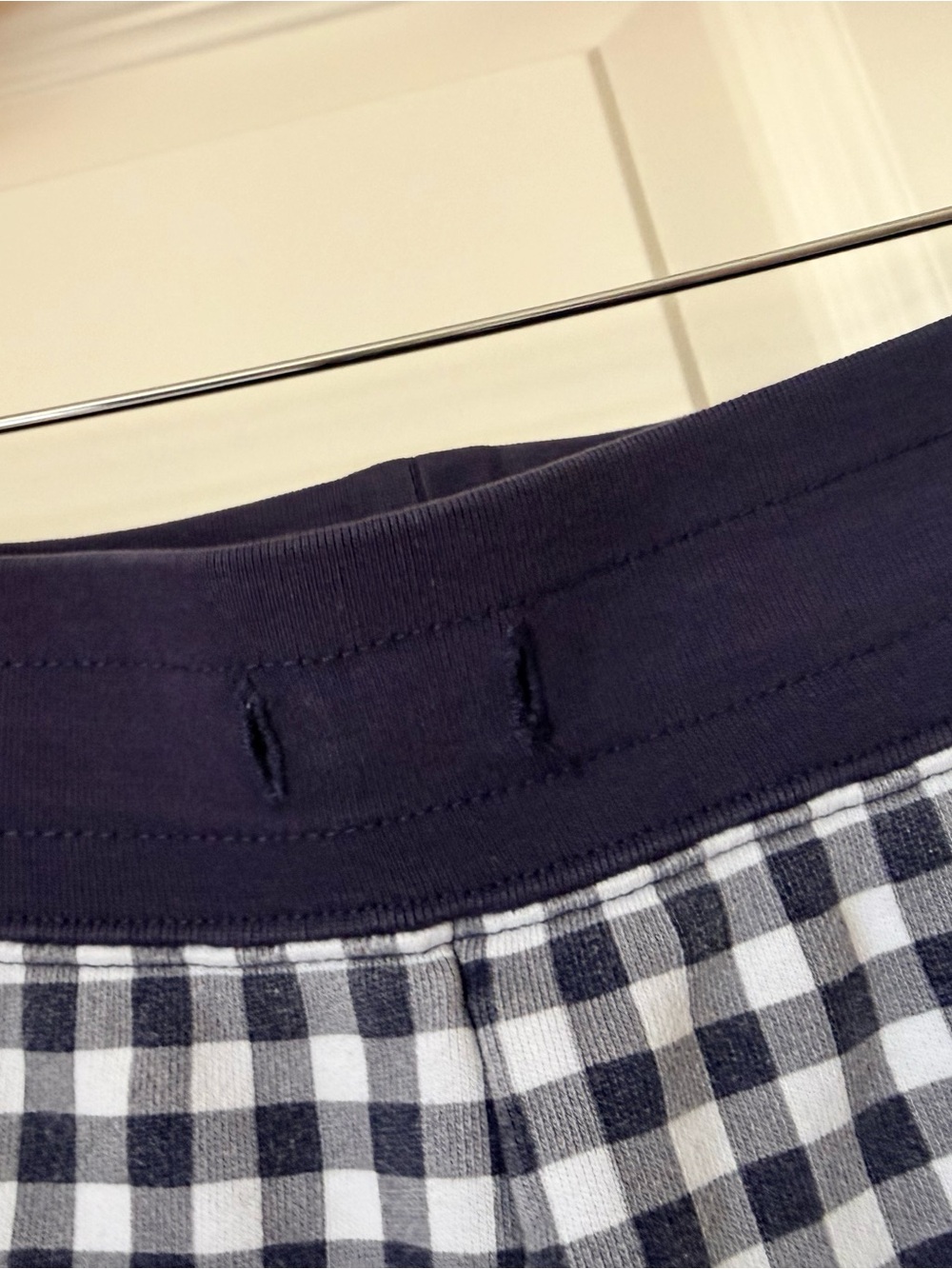 Draper James navy & white Gingham Women's Shorts - XL - Picture 4 of 6